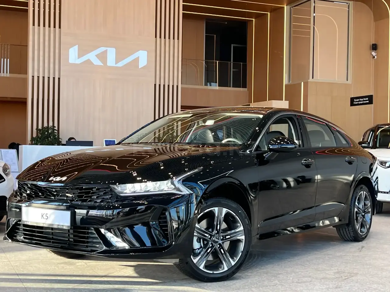 Kia K5 2026 — фото 1 из 5