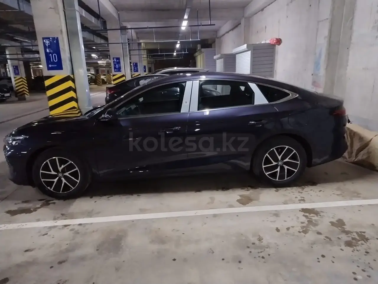 BYD Qin L DM-i 2025 — фото 1 из 5