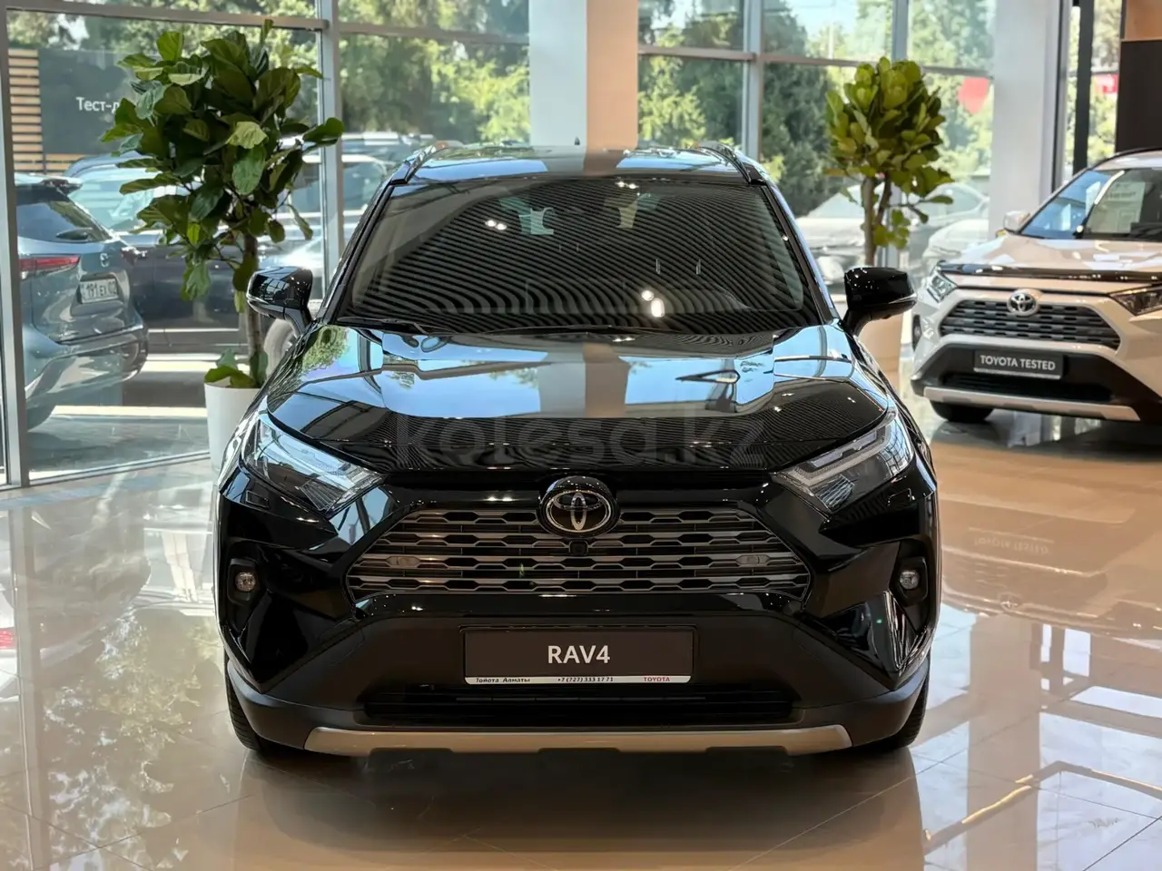 Toyota RAV 4 2025 — фото 1 из 5