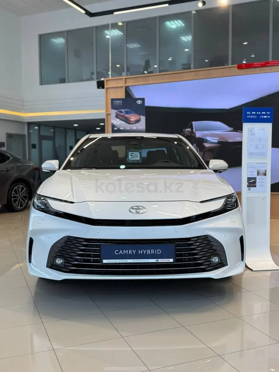 Toyota Camry 2025 — фото 1 из 5