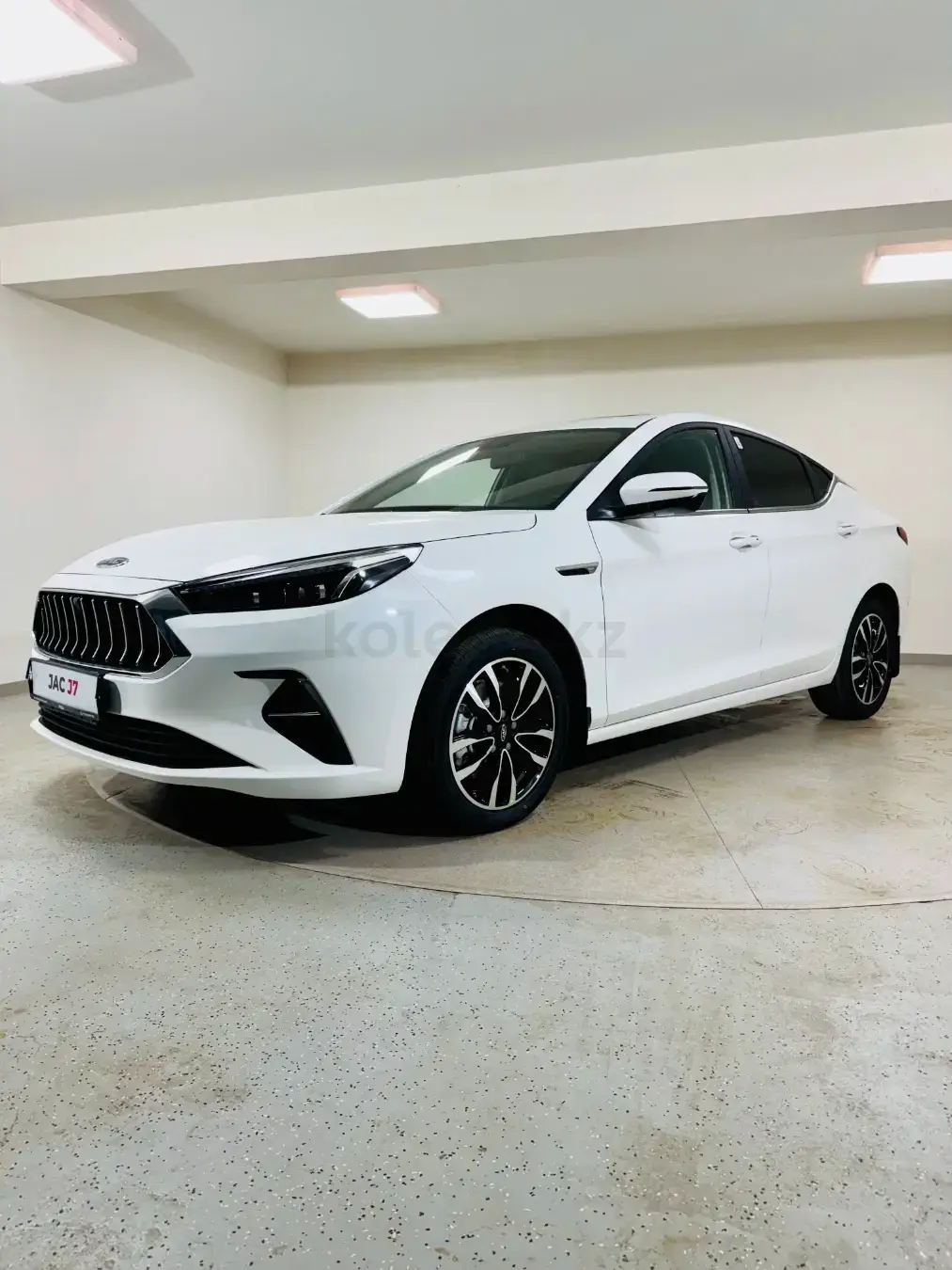 JAC J7 2025 — фото 1 из 5