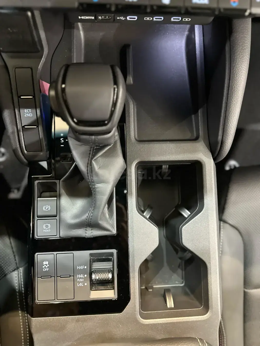 Toyota Land Cruiser Prado 2025 — фото 1 из 5