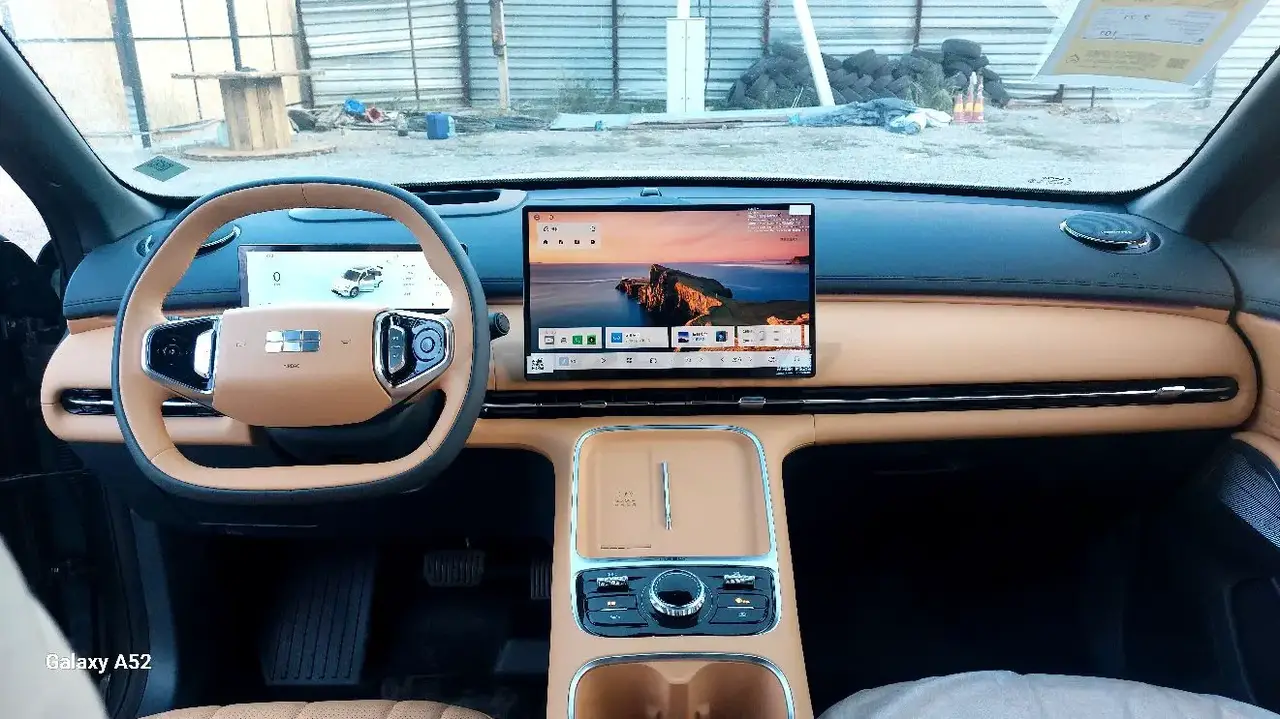 Geely Galaxy Starship 7 2025 — фото 1 из 5