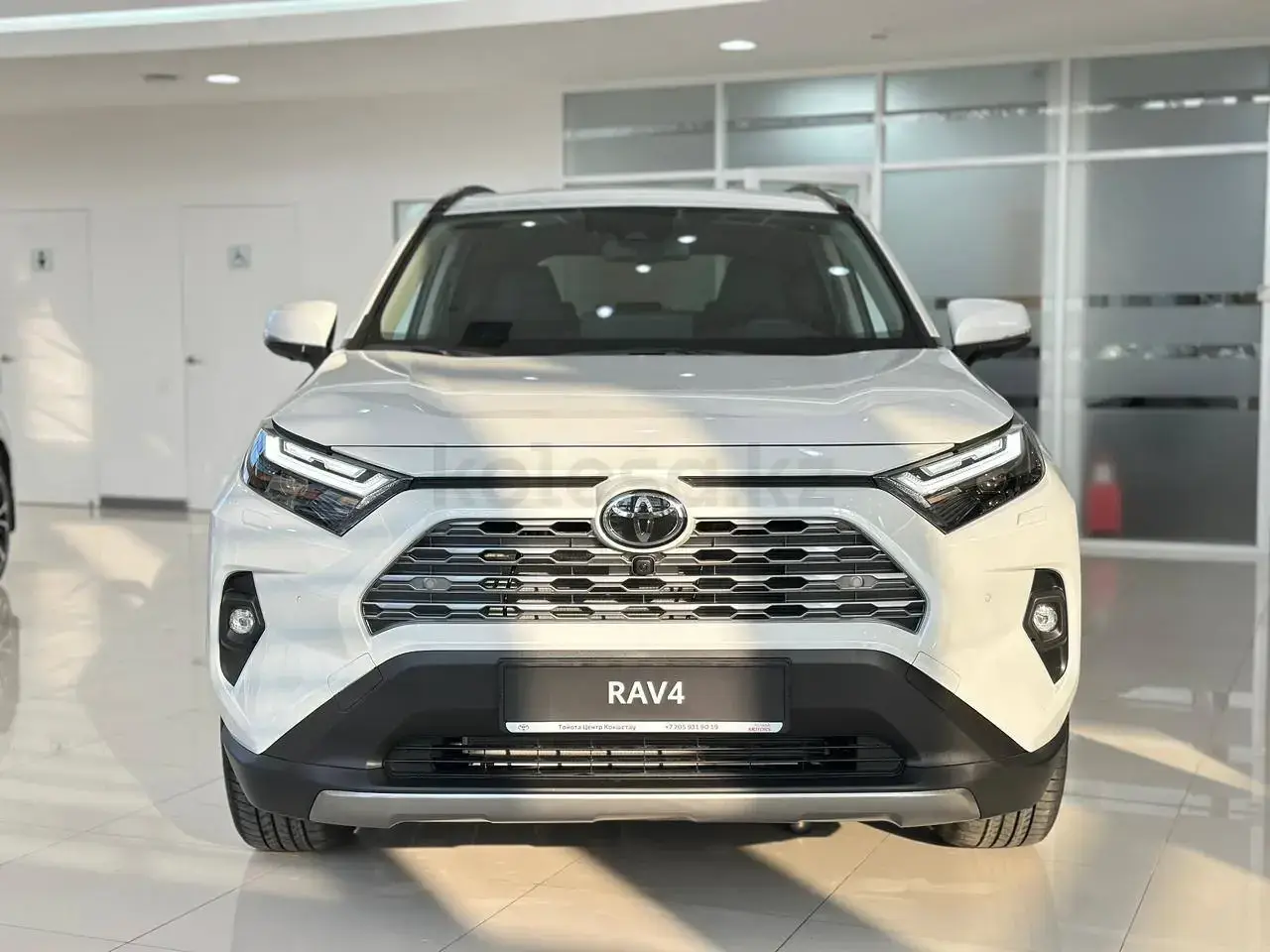 Toyota RAV 4 2025 — фото 1 из 5