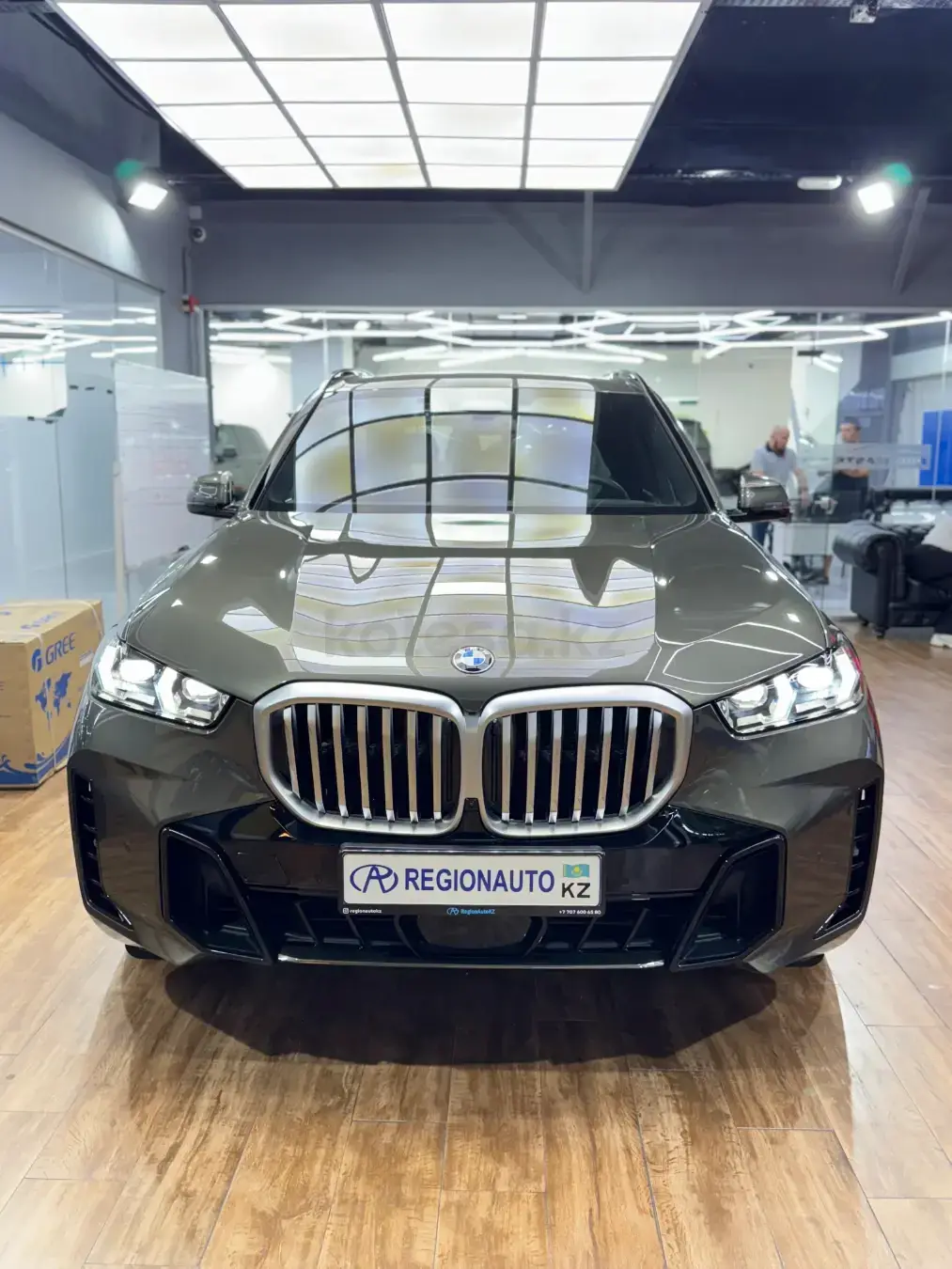 BMW X5 2025 — фото 1 из 5
