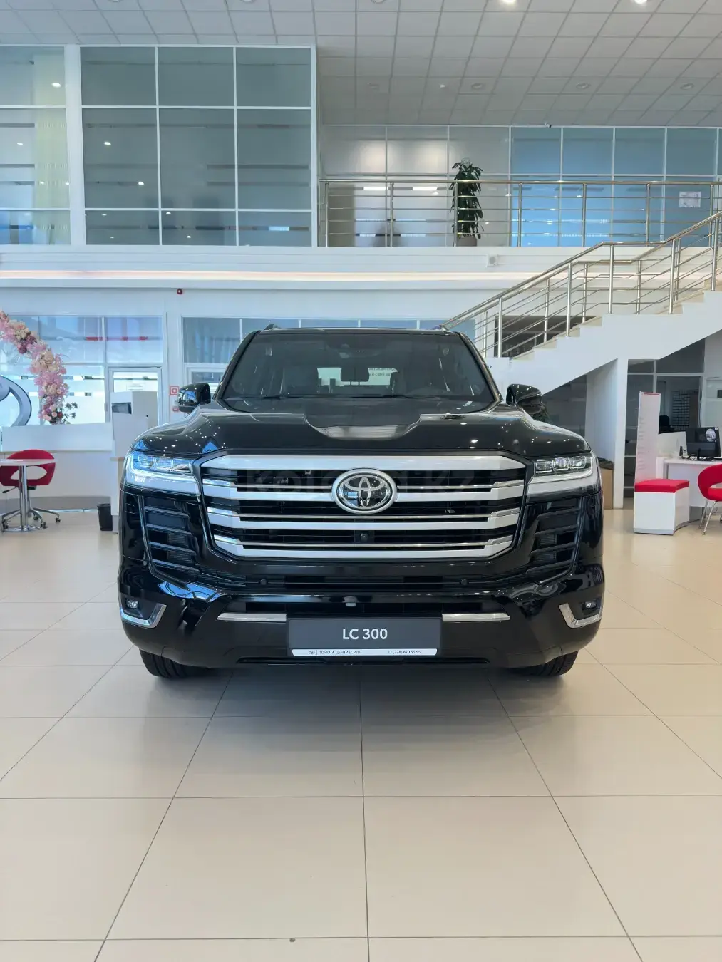 Toyota Land Cruiser 2025 — фото 1 из 5