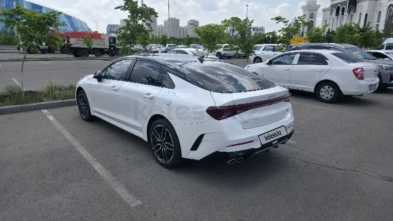 Kia K5 2025 — фото 1 из 5