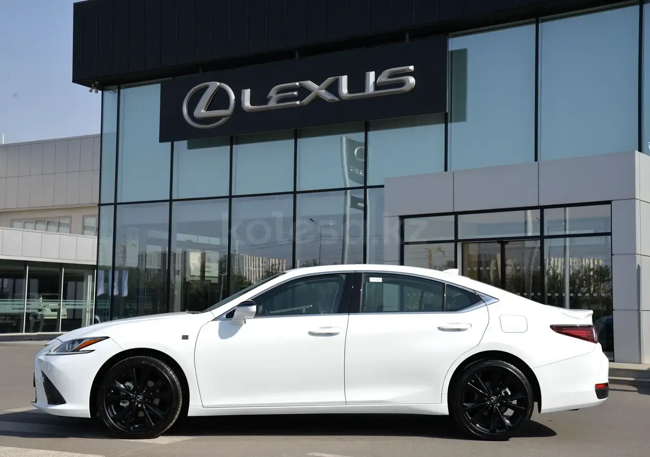 Lexus ES 250 2025 — фото 1 из 5