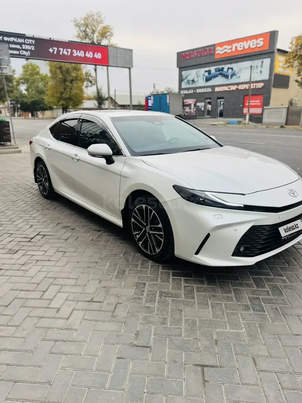 Toyota Camry 2025 — фото 1 из 5
