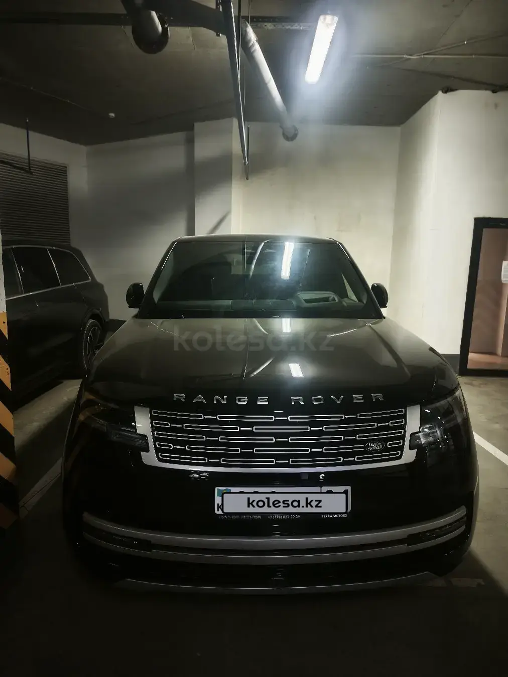 Land Rover Range Rover 2025 — фото 1 из 5