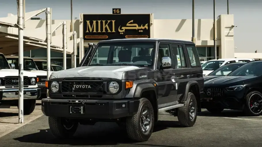 Toyota Land Cruiser 70 2025 — фото 1 из 5