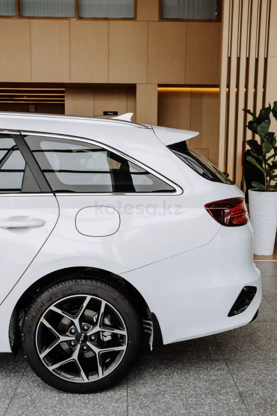 Kia Cee’d 2025 — фото 1 из 5