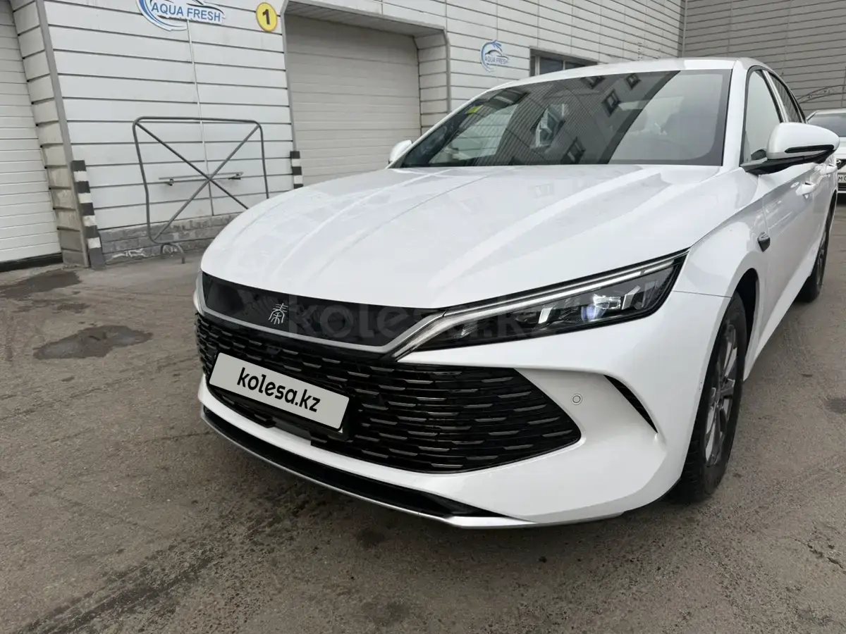 BYD Qin L DM-i 2025 — фото 1 из 5
