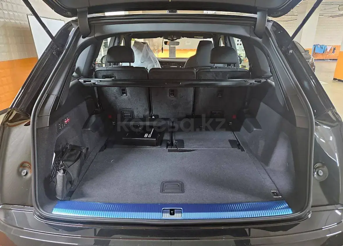 Audi Q7 2025 — фото 1 из 5