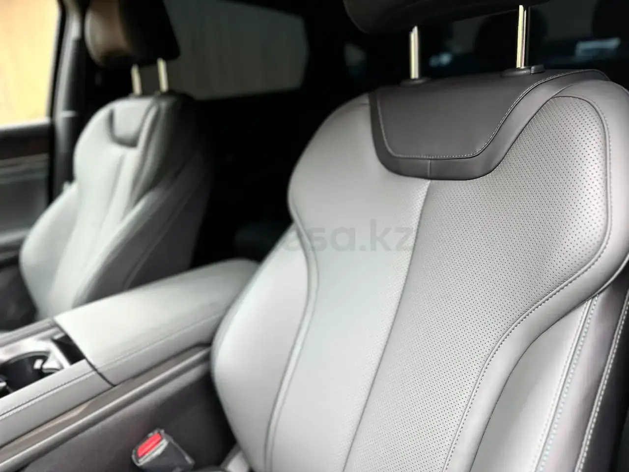 BYD Qin L DM-i 2025 — фото 1 из 5