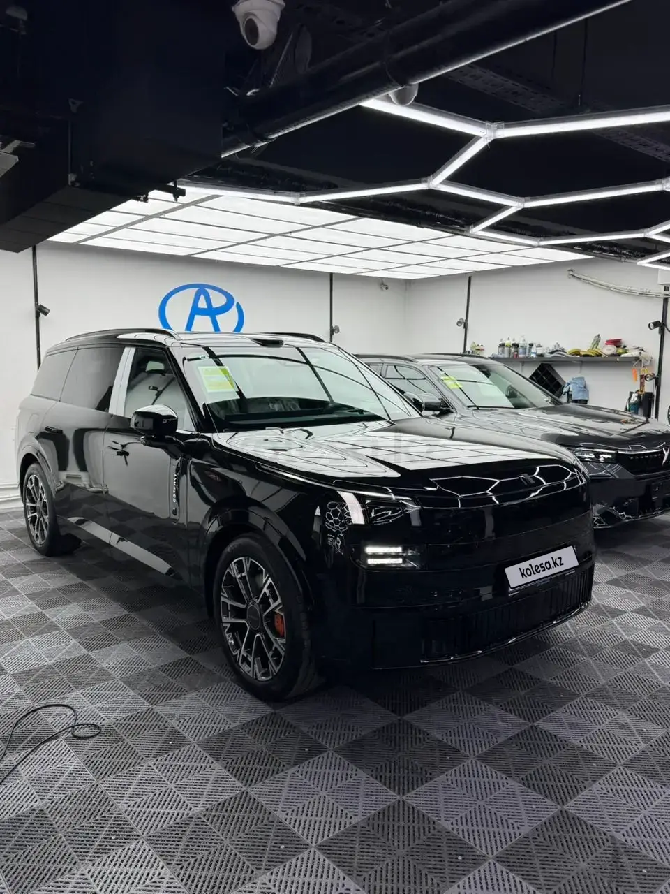 Lynk & Co 900 2025 — фото 1 из 5