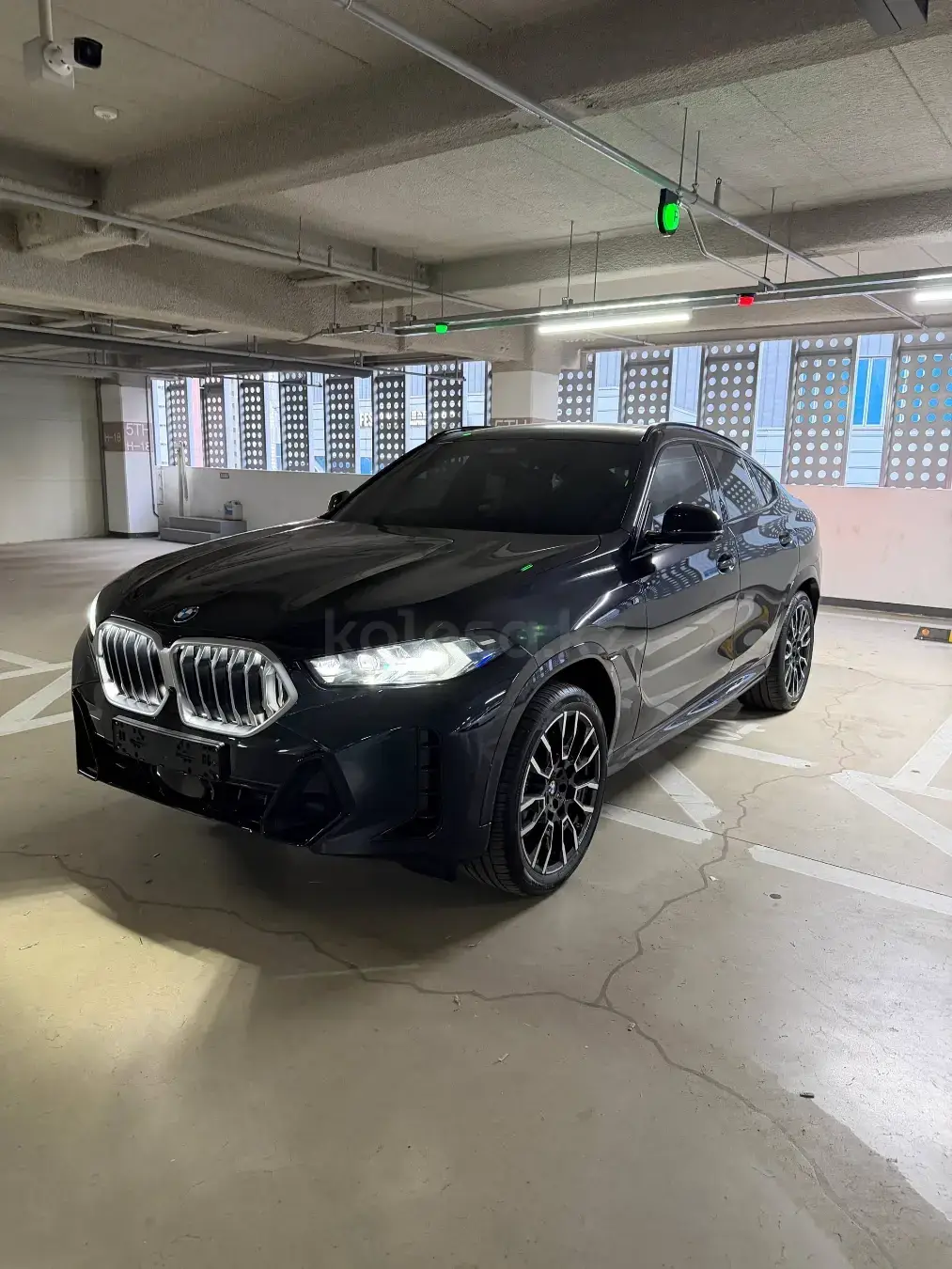 BMW X6 2025 — фото 1 из 5