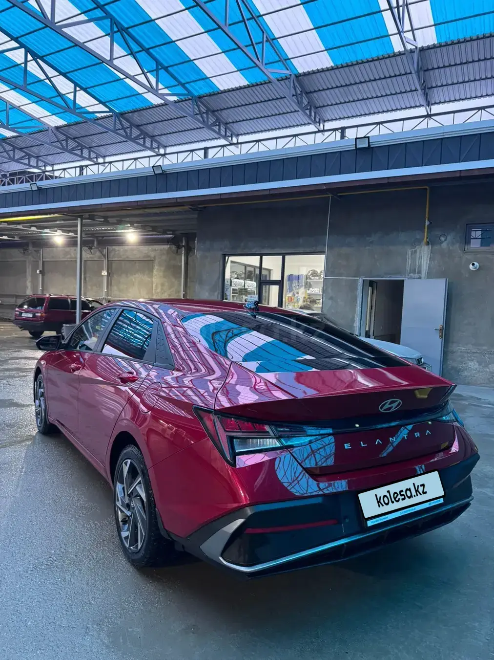 Hyundai Elantra 2025 — фото 1 из 5
