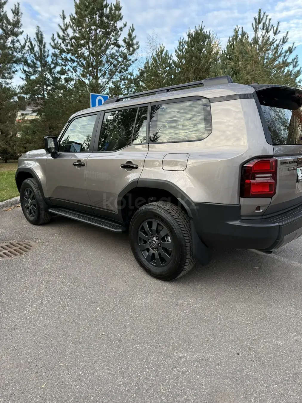 Toyota Land Cruiser Prado 2025 — фото 1 из 5