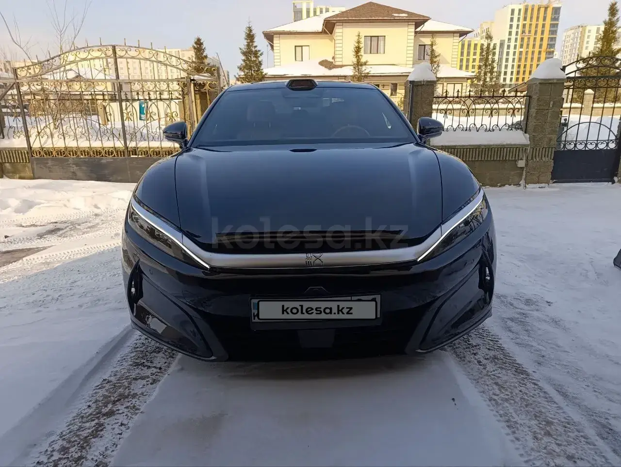 BYD Han L 2025 — фото 1 из 5