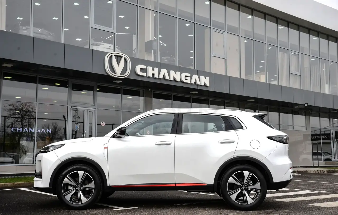 Changan CS55 Plus 2025 — фото 1 из 5