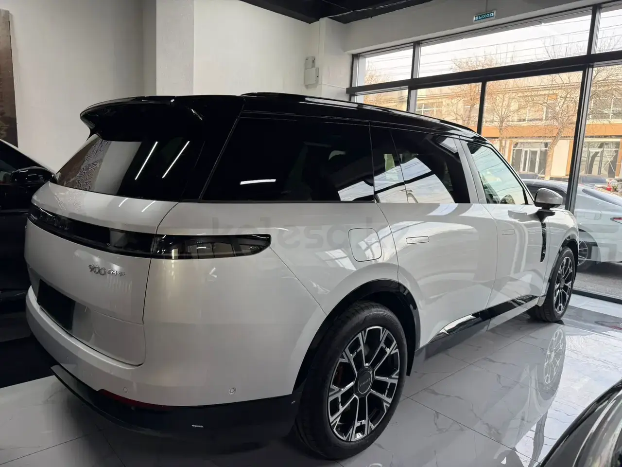 Lynk & Co 900 2025 — фото 1 из 5