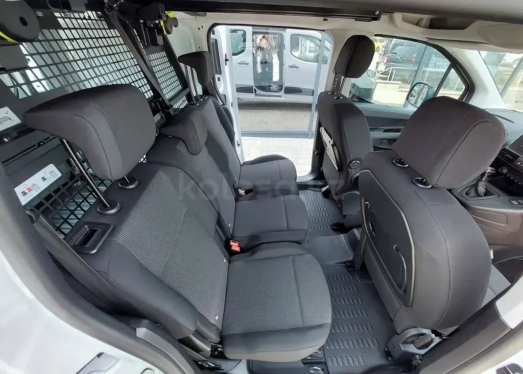 Toyota ProAce Verso 2025 — фото 1 из 5