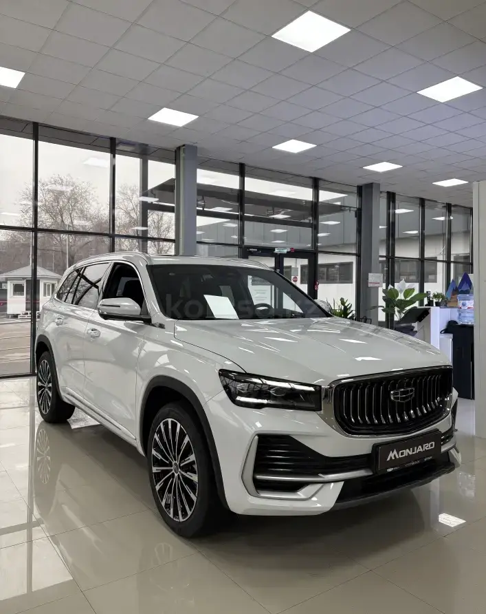 Geely Monjaro 2025 — фото 1 из 5