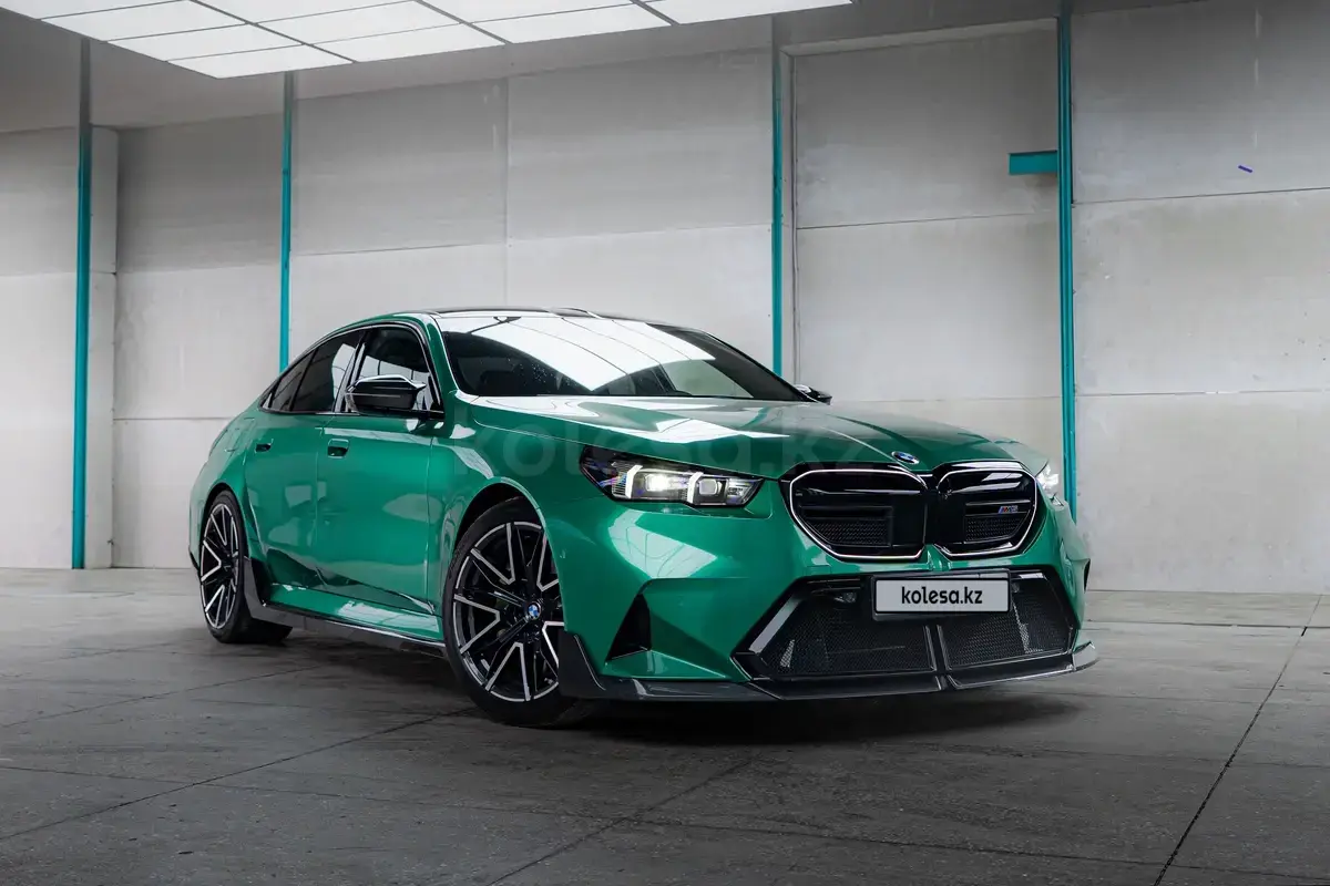 BMW M5 2025 — фото 1 из 5
