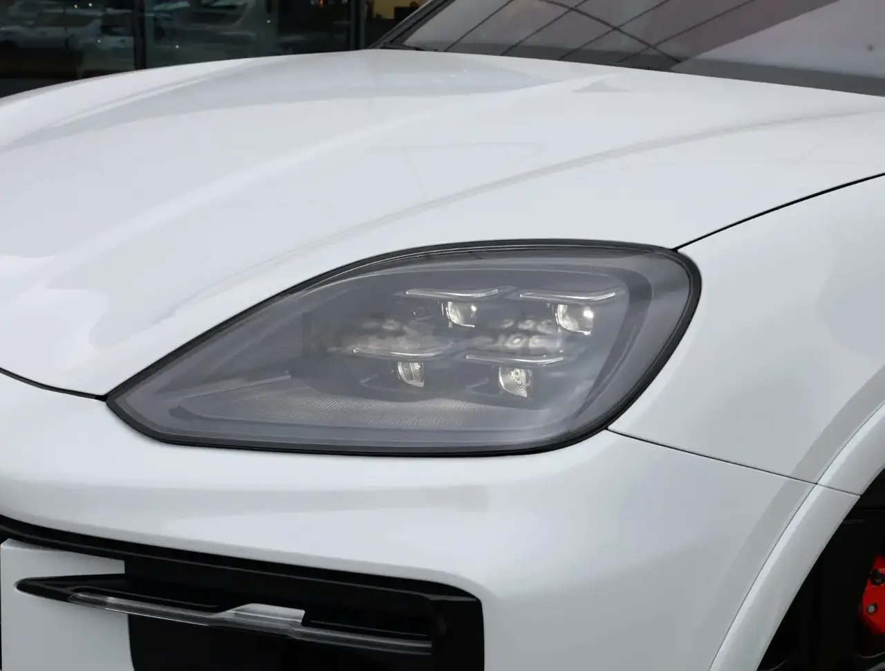 Porsche Cayenne 2025 — фото 1 из 5