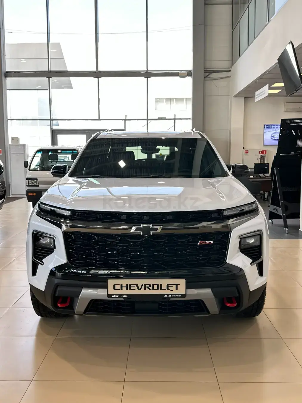 Chevrolet Traverse 2026 — фото 1 из 5