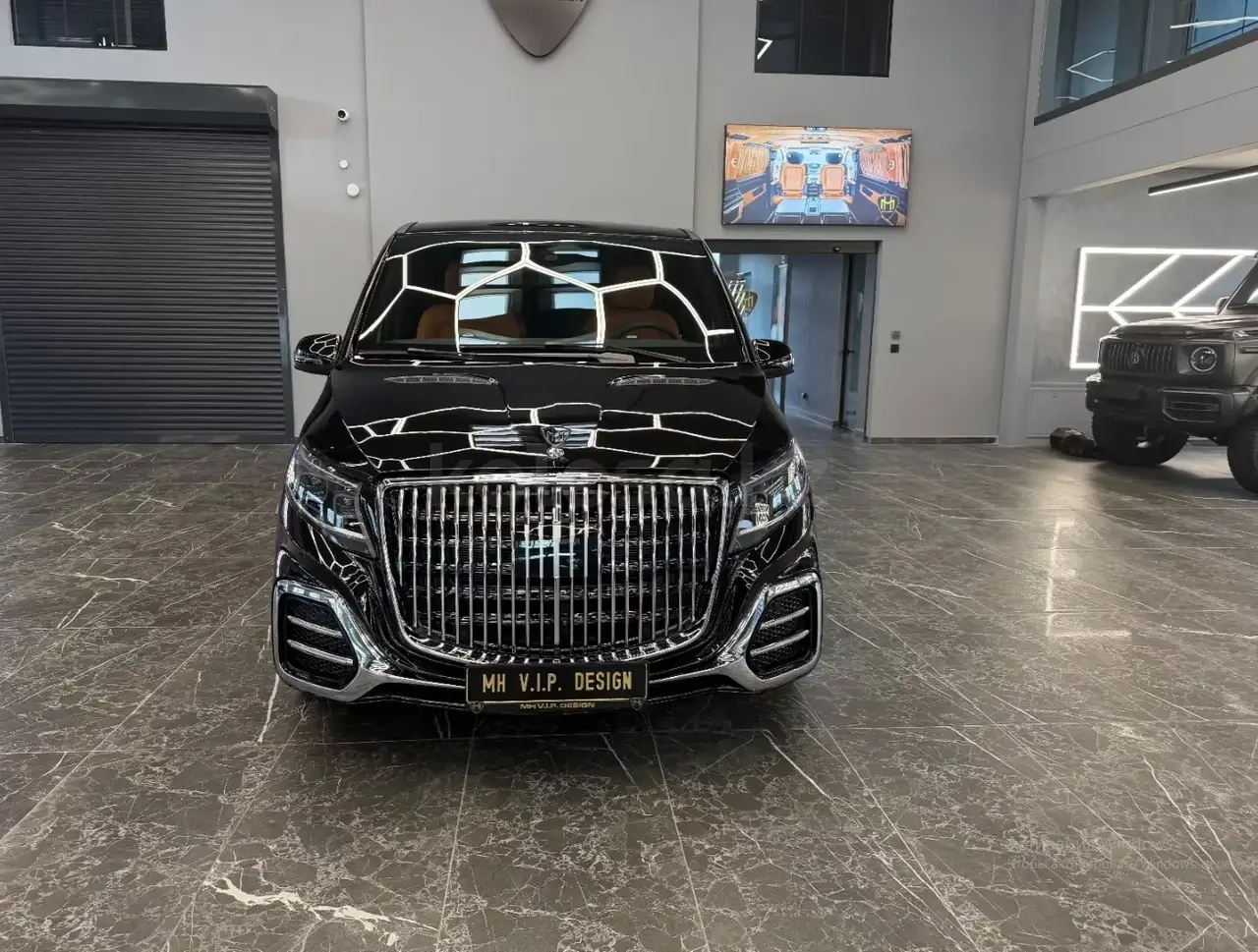 Mercedes-Benz V 300 2025 — фото 1 из 5
