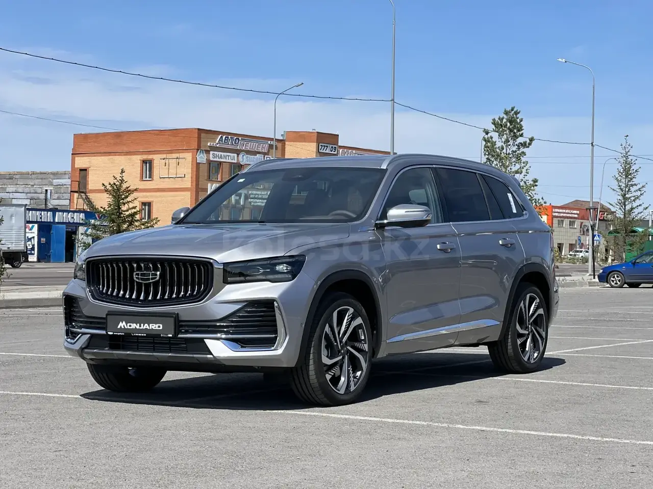 Geely Monjaro 2025 — фото 1 из 5
