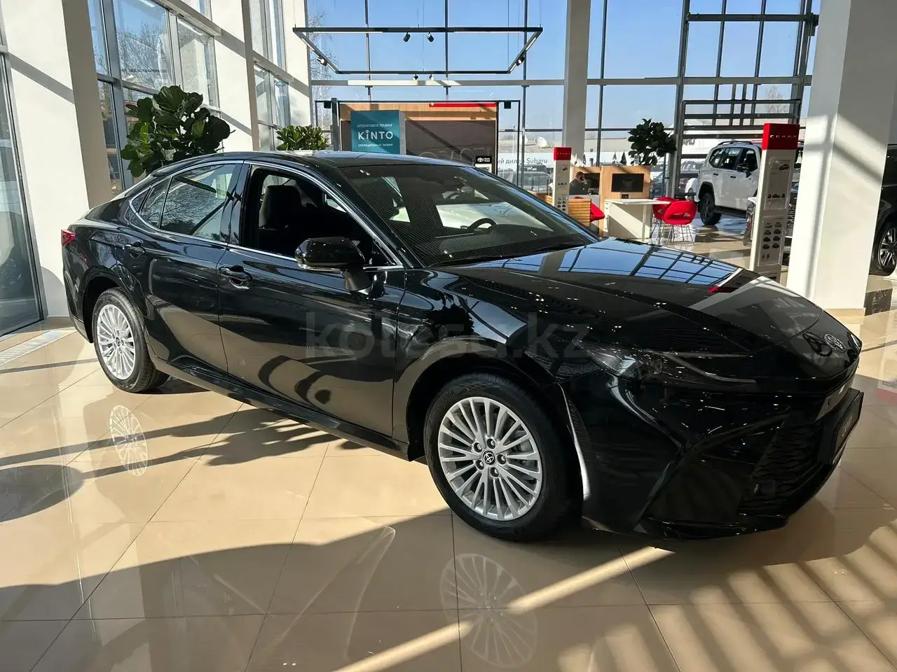 Toyota Camry 2026 — фото 1 из 5