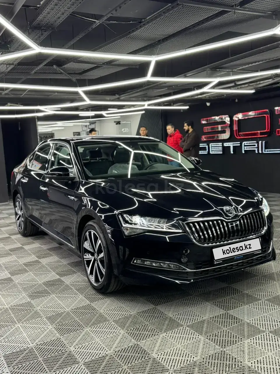 Skoda Superb 2025 — фото 1 из 5