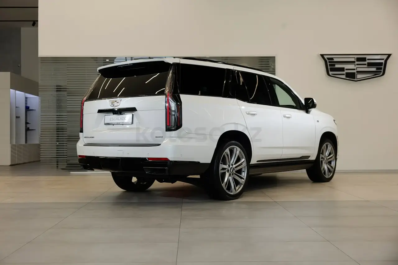 Cadillac Escalade 2026 — фото 1 из 5