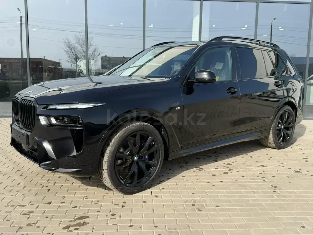 BMW X7 2025 — фото 1 из 5