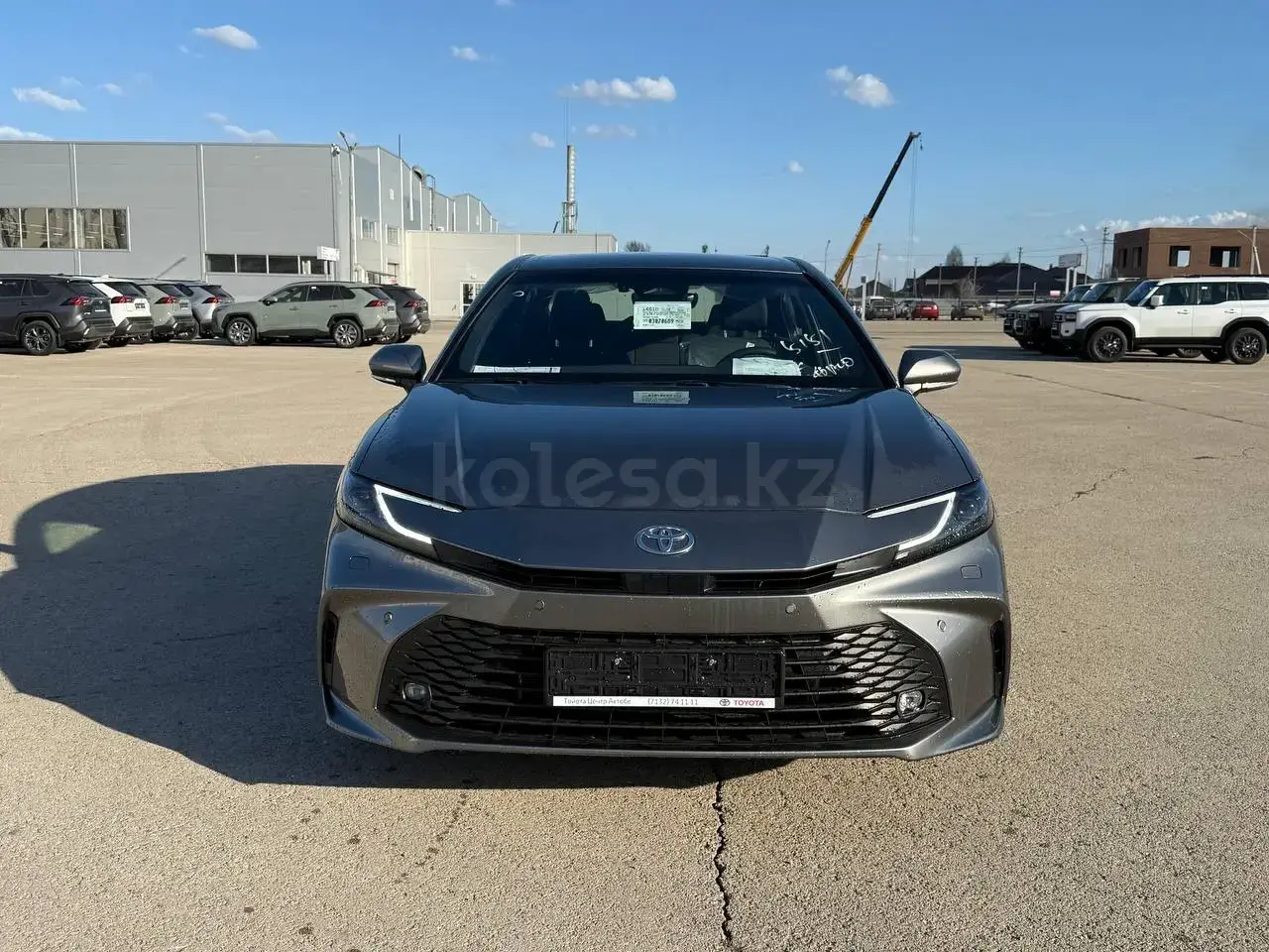 Toyota Camry 2026 — фото 1 из 5