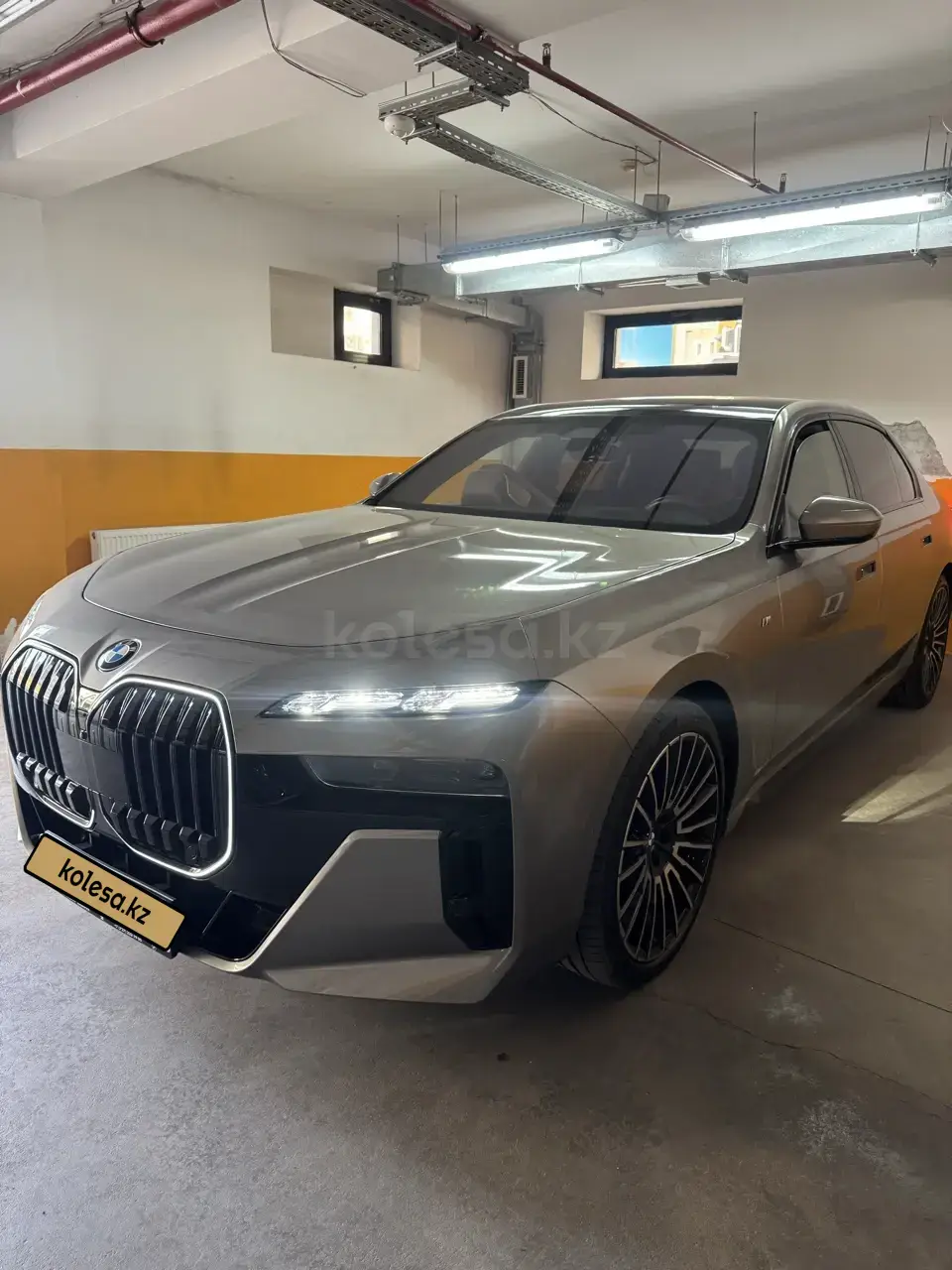 BMW 740 2025 — фото 1 из 5