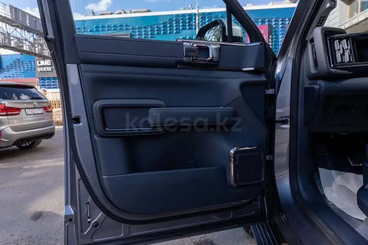 BYD FangChengBao Leopard 5 2025 — фото 1 из 5