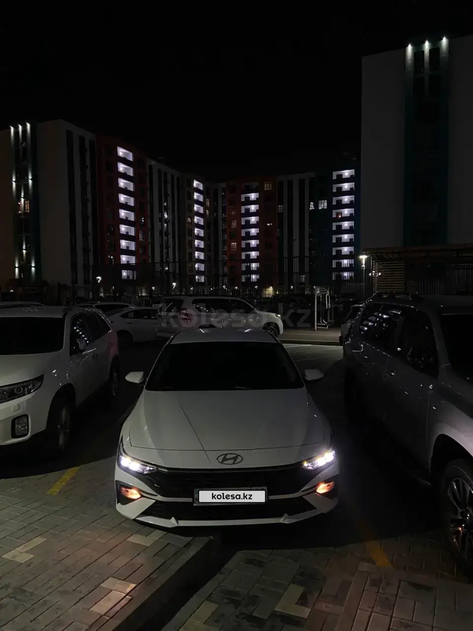 Hyundai Elantra 2025 — фото 1 из 5