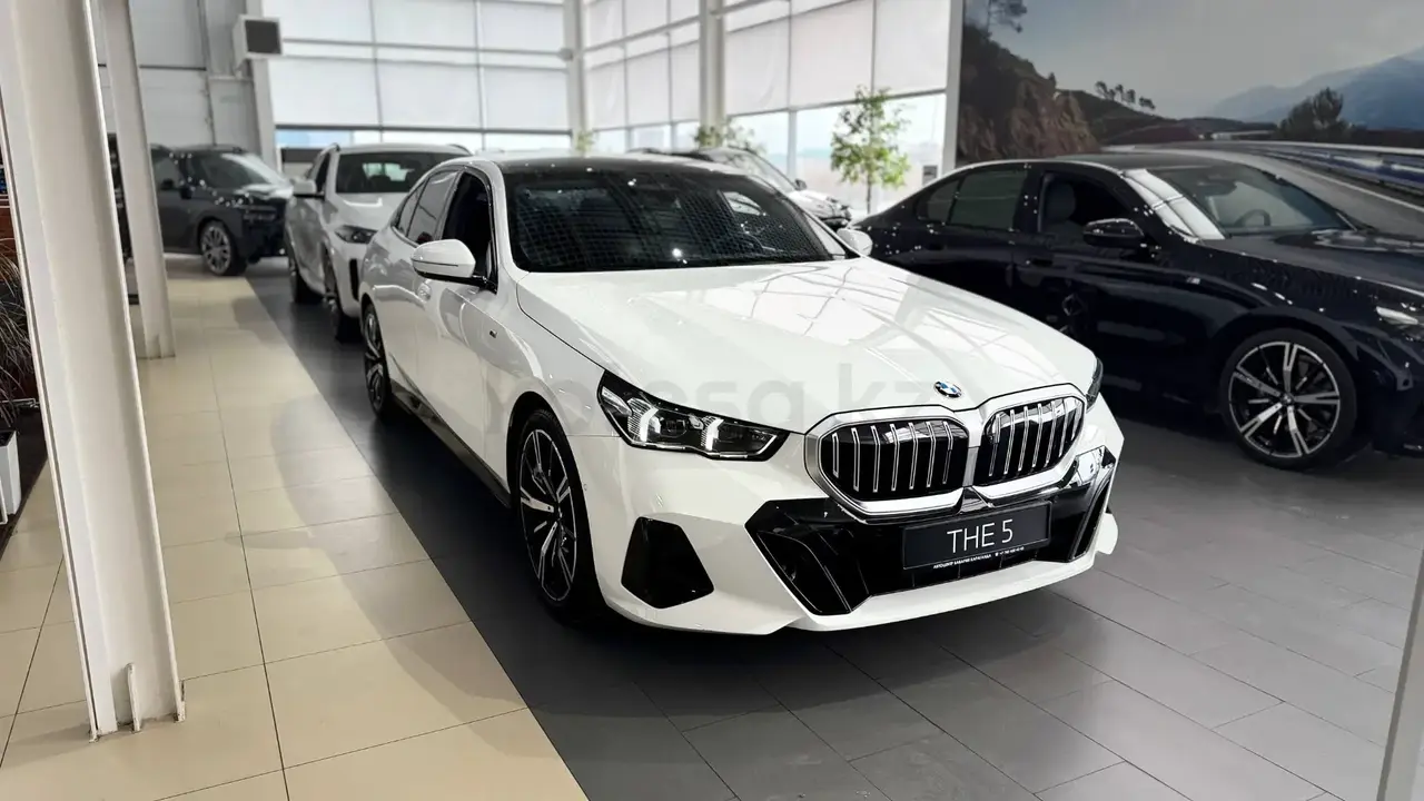 BMW 530 2025 — фото 1 из 5