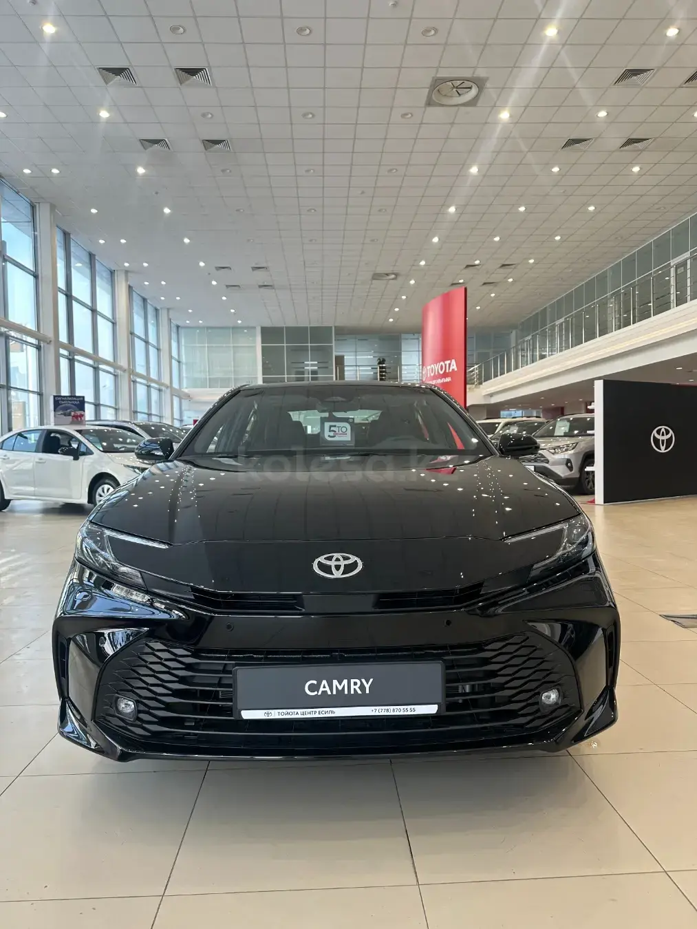 Toyota Camry 2026 — фото 1 из 5