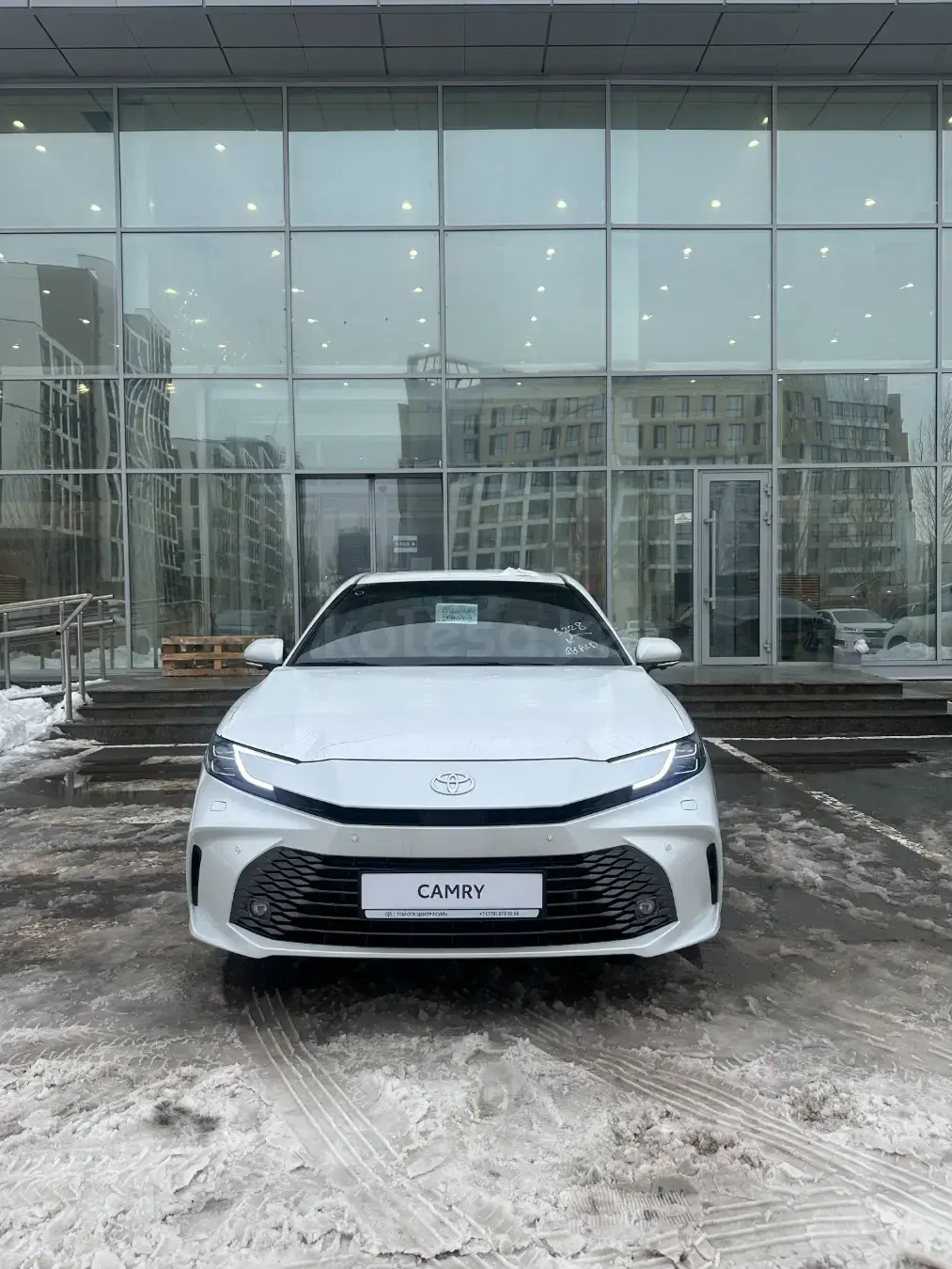 Toyota Camry 2026 — фото 1 из 5