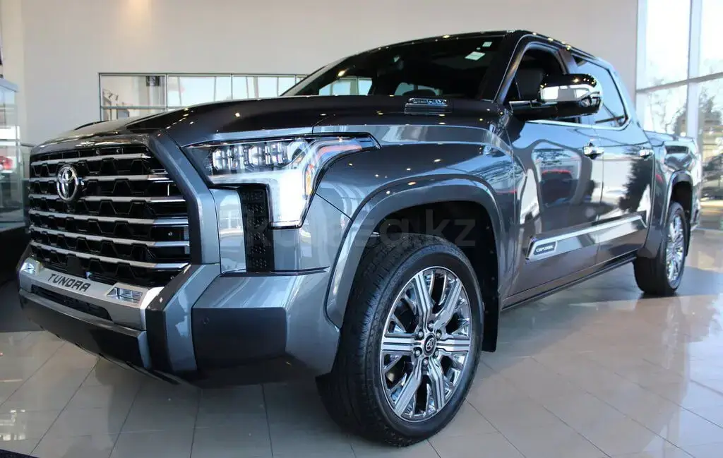 Toyota Tundra 2026 — фото 1 из 5