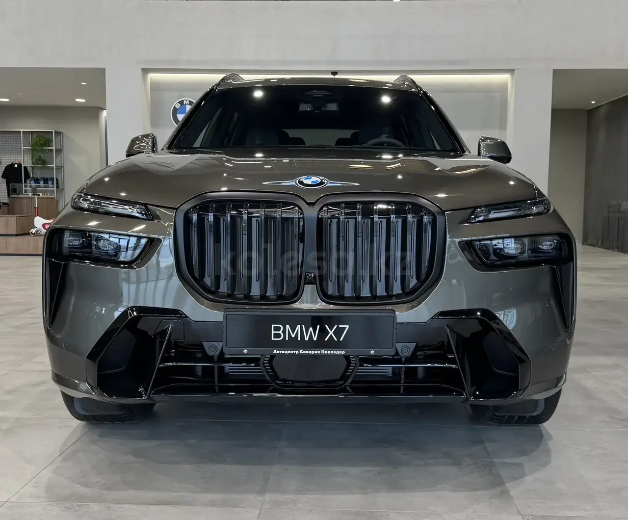 BMW X7 2025 — фото 1 из 5