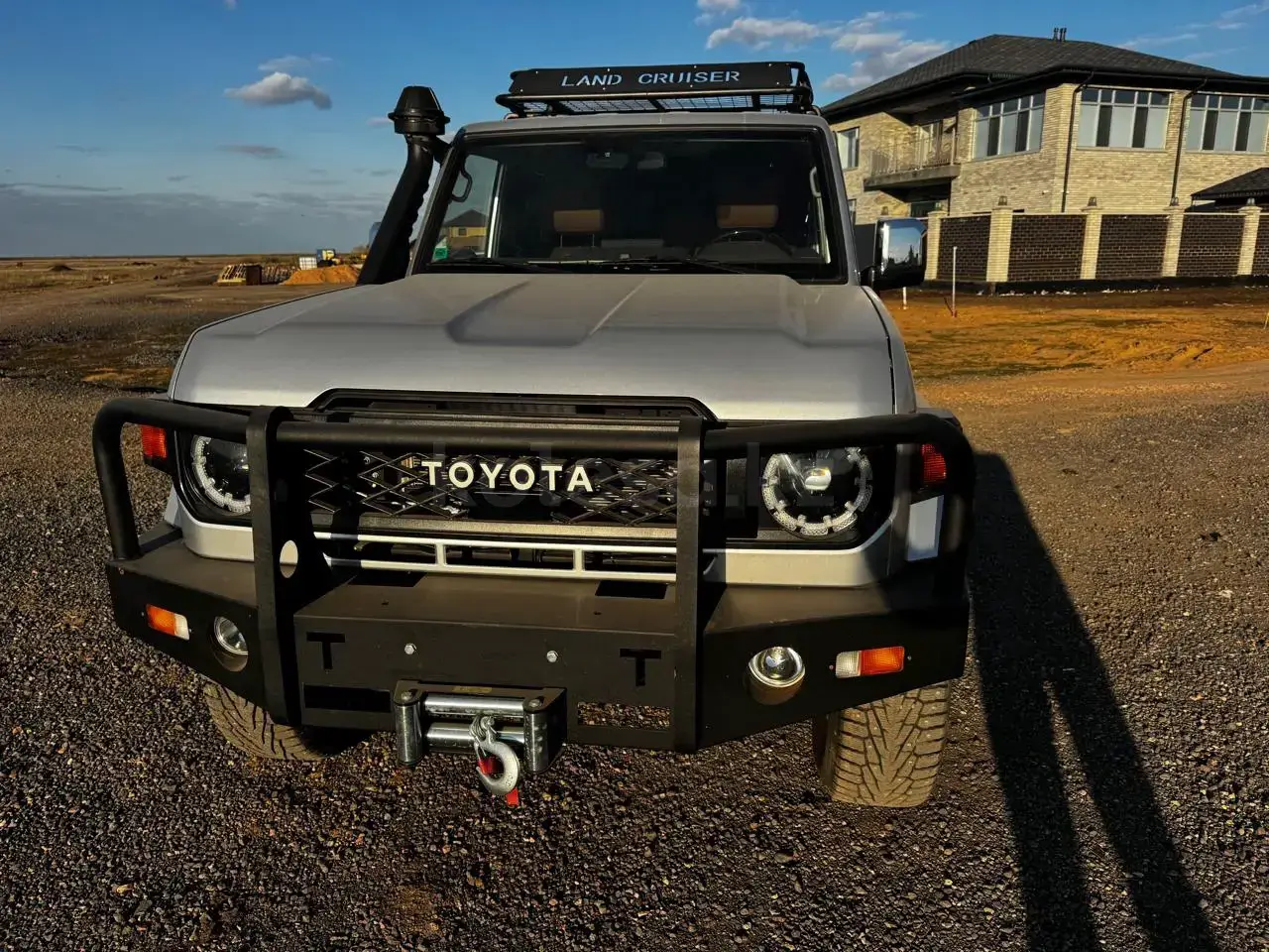 Toyota Land Cruiser 70 2025 — фото 1 из 5