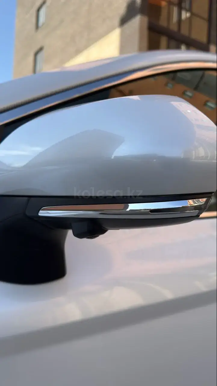 Toyota Camry 2025 — фото 1 из 5