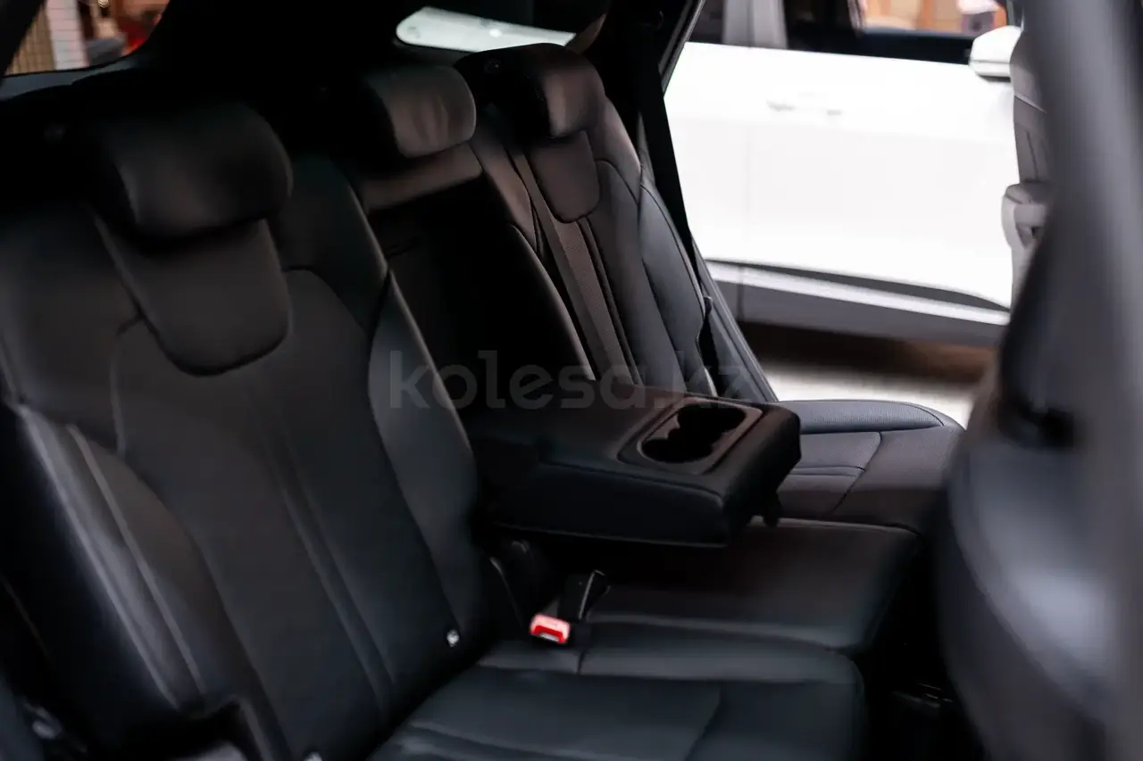Kia Sorento 2026 — фото 1 из 5