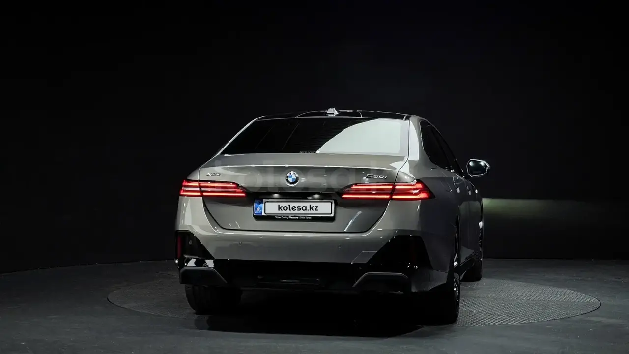 BMW 530 2025 — фото 1 из 5